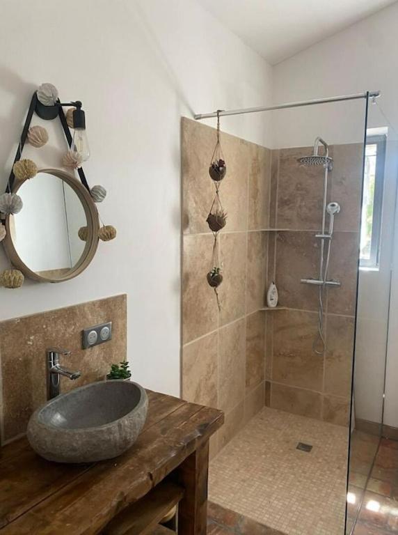 Lou Luberon Villa Menerbes Bagian luar foto