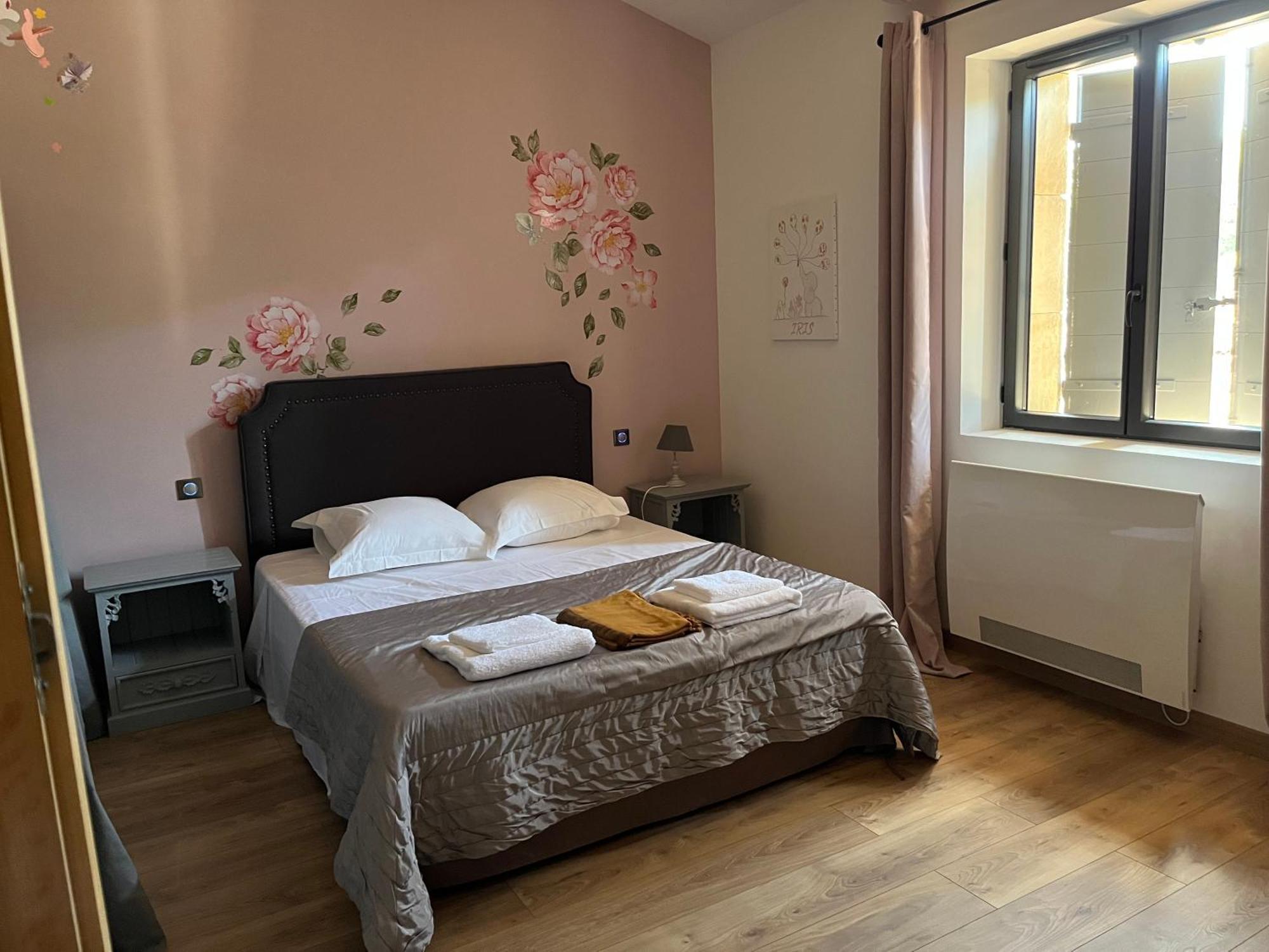 Lou Luberon Villa Menerbes Bagian luar foto